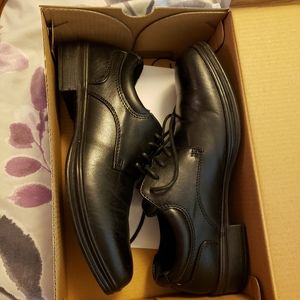 Boys dress shoes